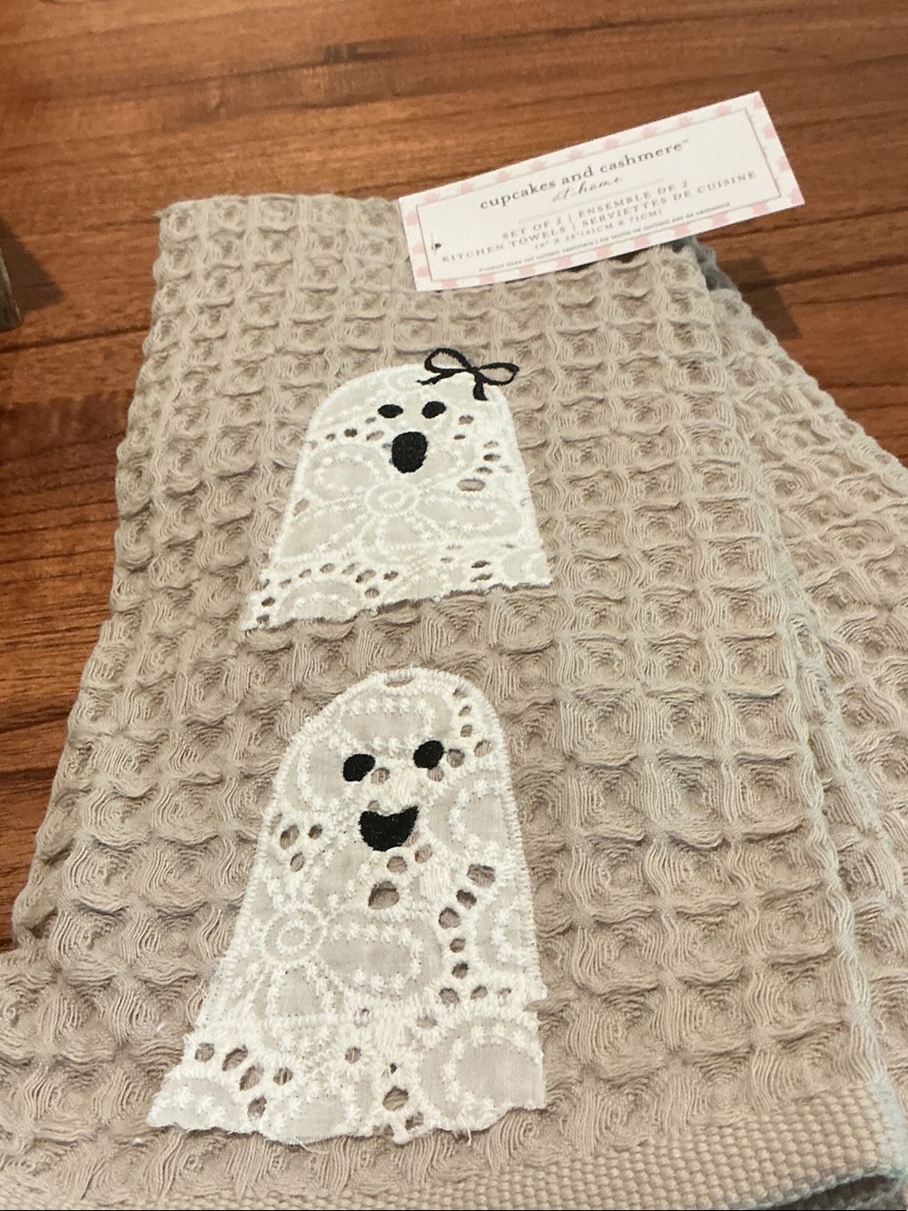 cupcakes and cashmere Halloween Kitchen Towels - Set of 2
